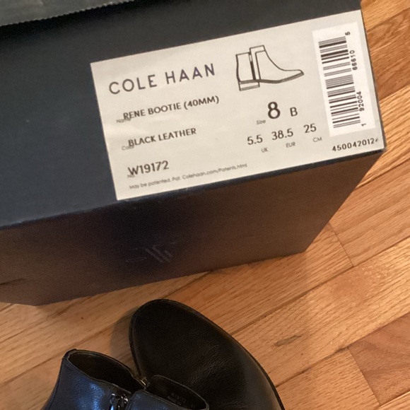 NWT COLE HAAN SOFT BLACK LEATHER RENEE BOOTIE - ZIPPERS ON INNER AND OUTER SIDES - Picture 9 of 10